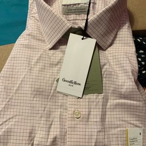 Men’s long sleeve button down